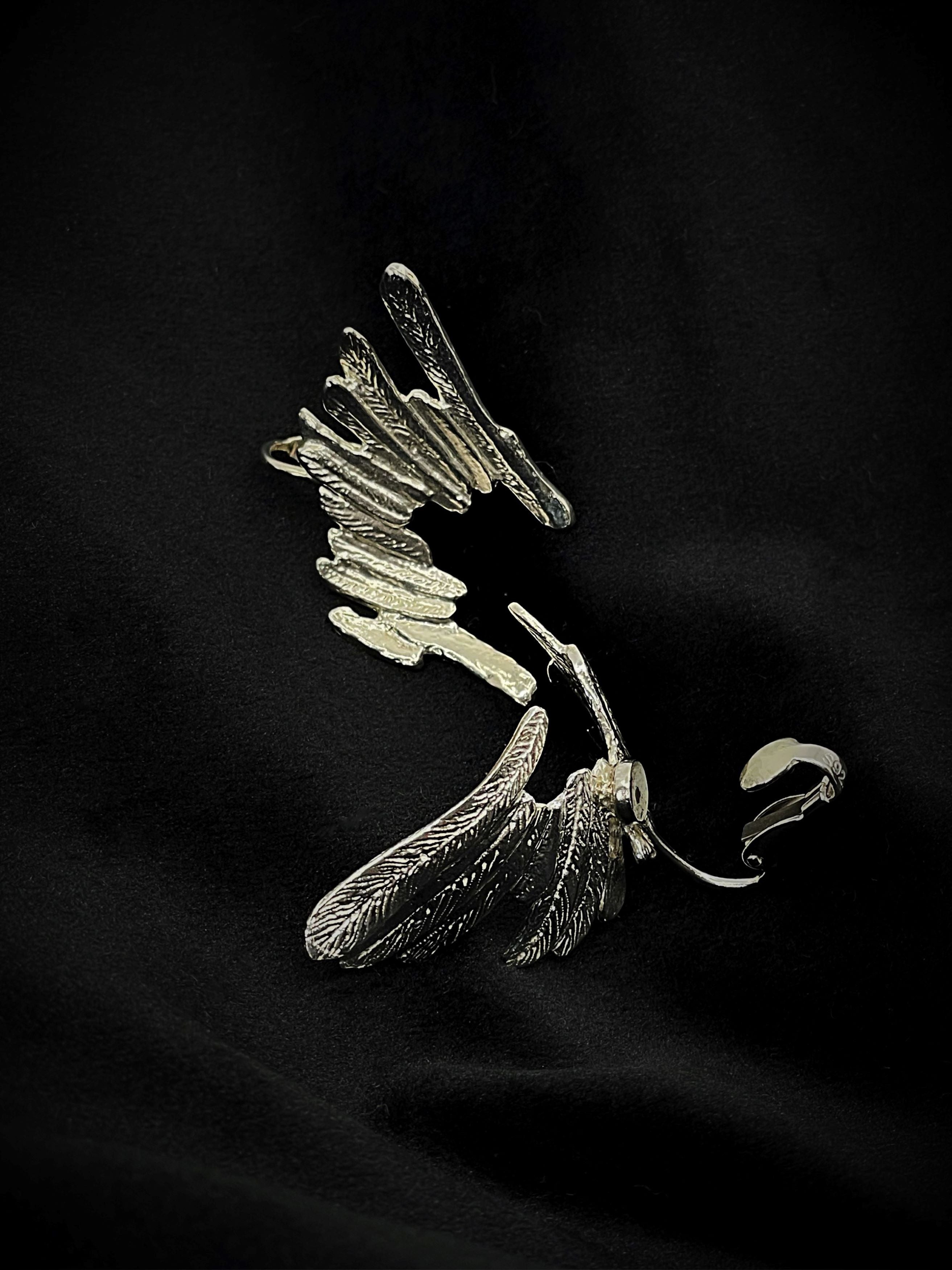 Feather earring - [M_M] [믐] - CAVA LIFE