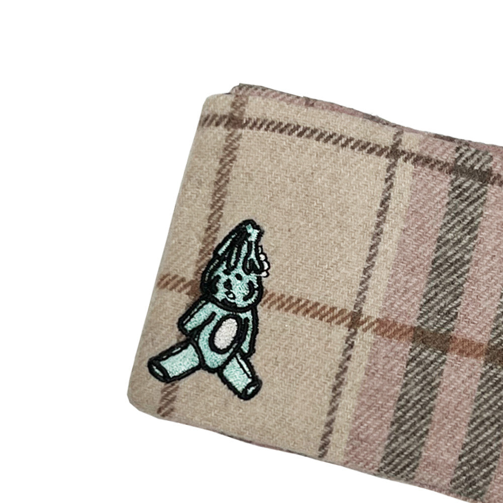 무기력 토끼의 겨울나기 카드지갑 체크 - Whimsy Mind 윔지마인드 - CAVA LIFE