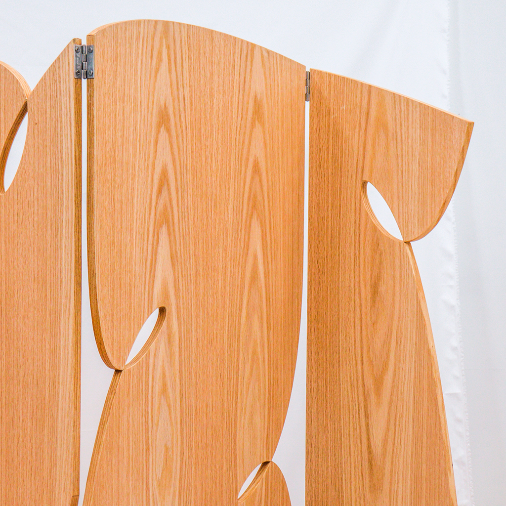 Curly Room Divider | Red Oak