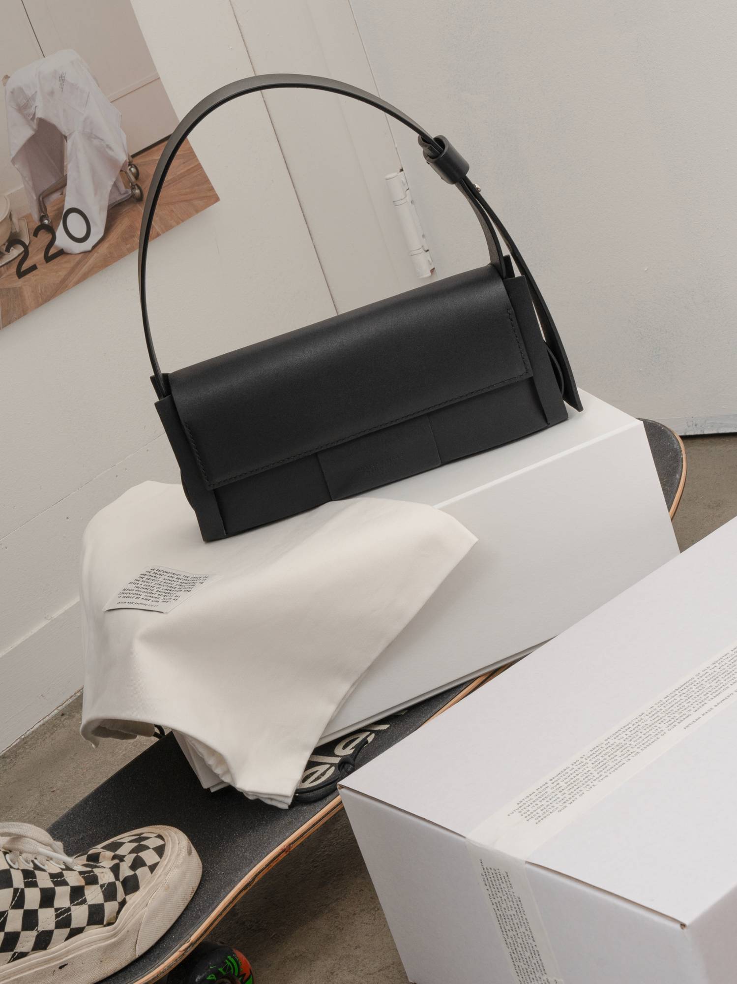 TETRA 192 MINI (GREY IVORY)