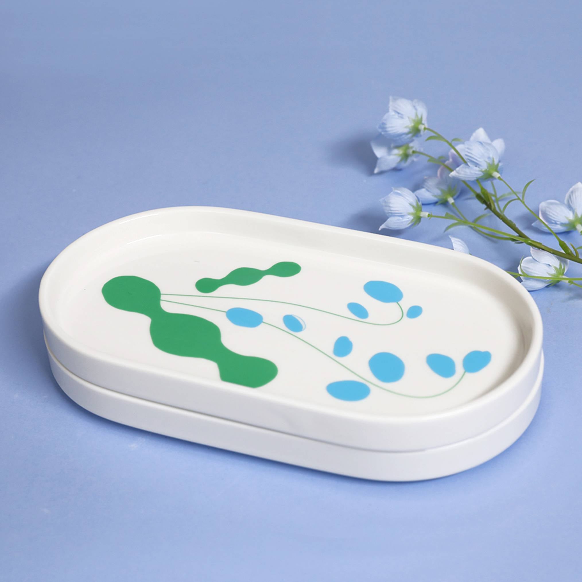 스카이 블루 플라워 오발 플레이트