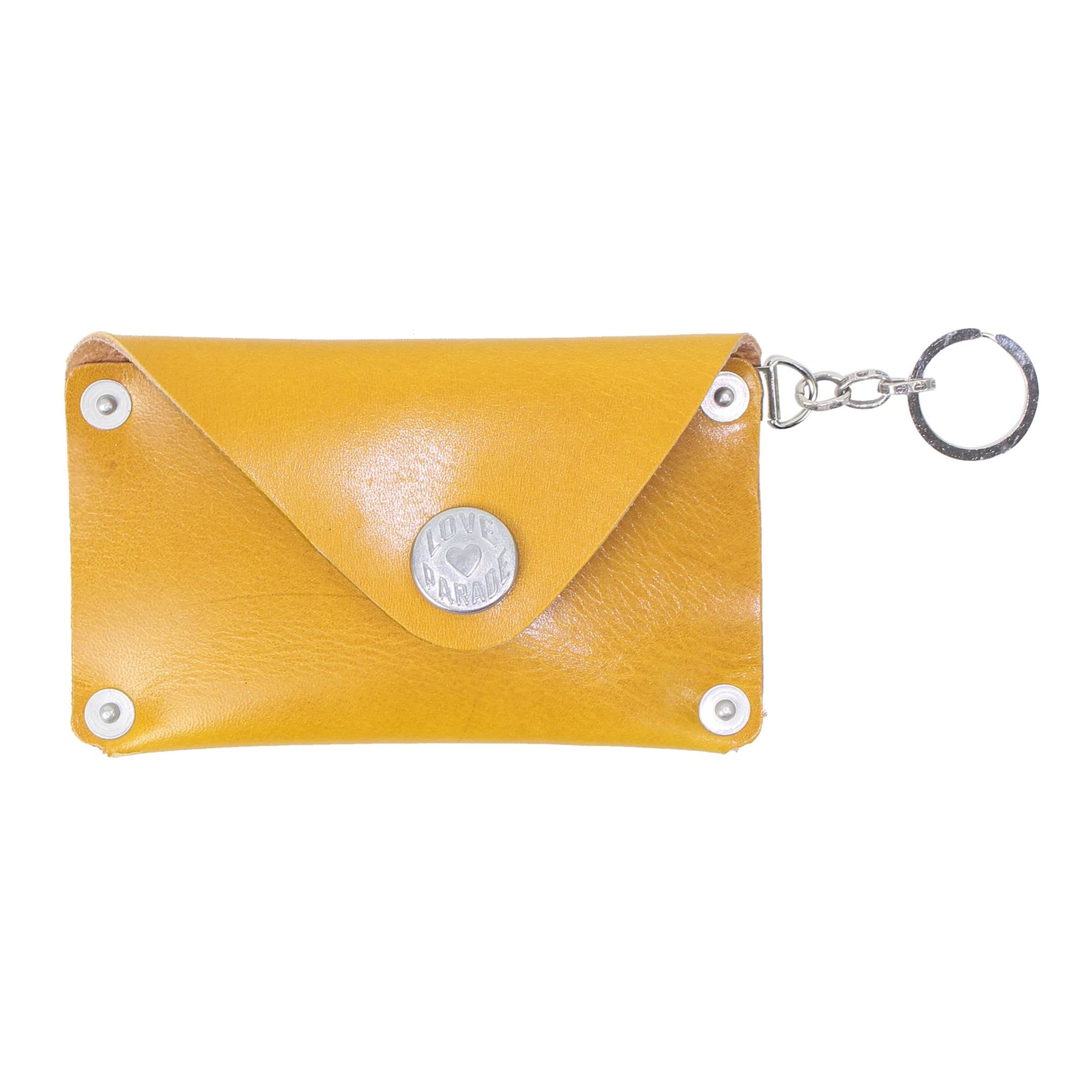 LOVE TRUCK - Yellow - LOVE PARADE 러브퍼레이드 - CAVA LIFE