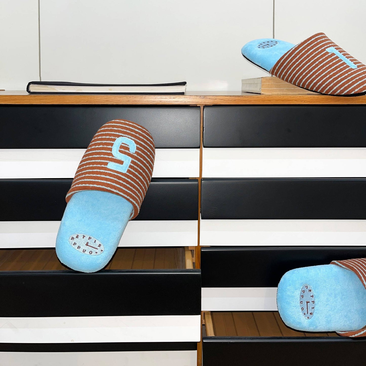 51 O’Clock Stripe Room Shoes