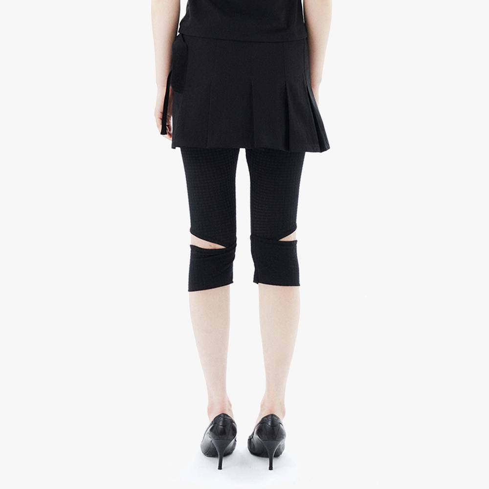 MICRO BUCKLE SKIRT / BLACK