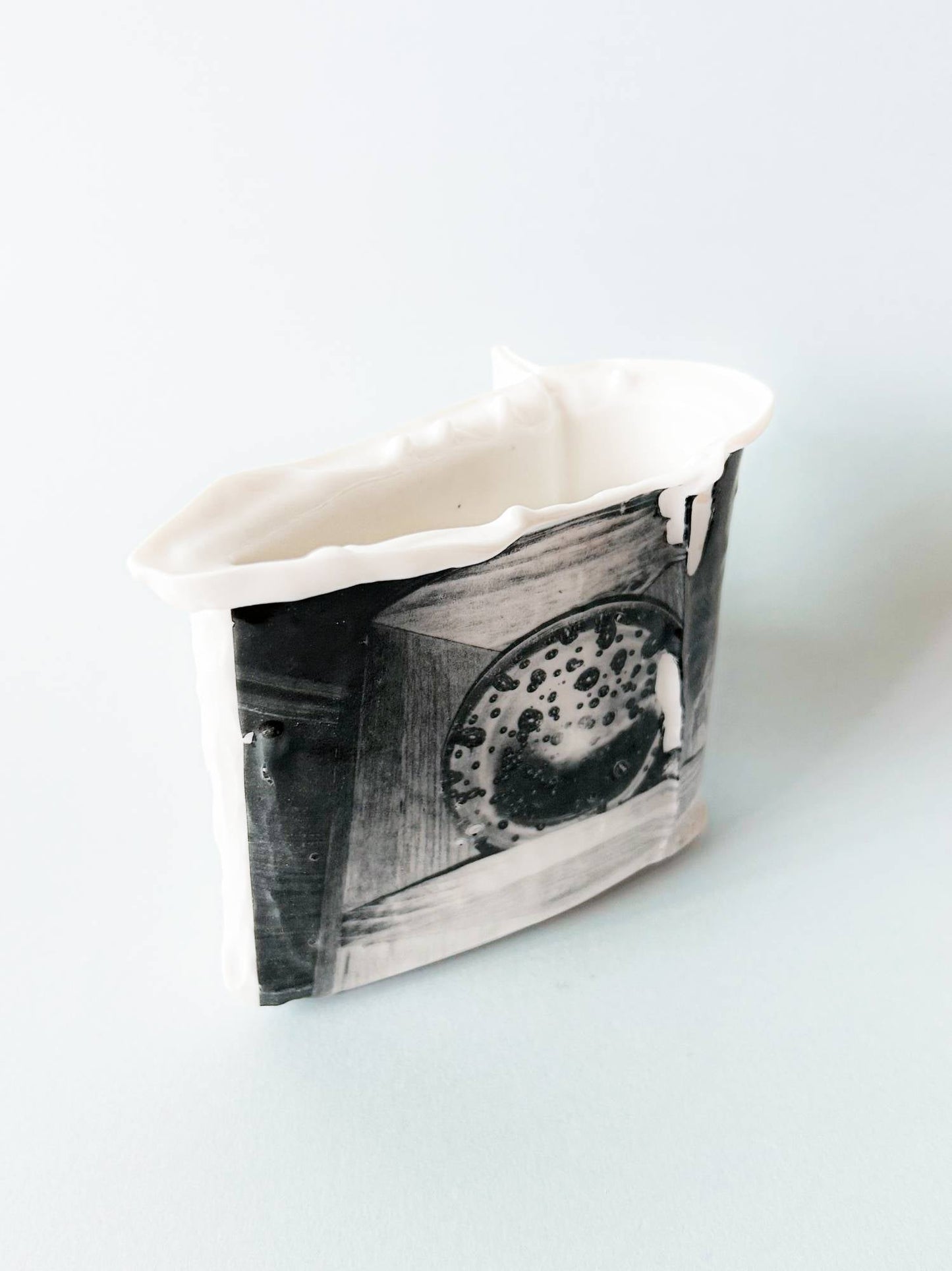 Edge Vase Artist Edition - HAHYERI No.3