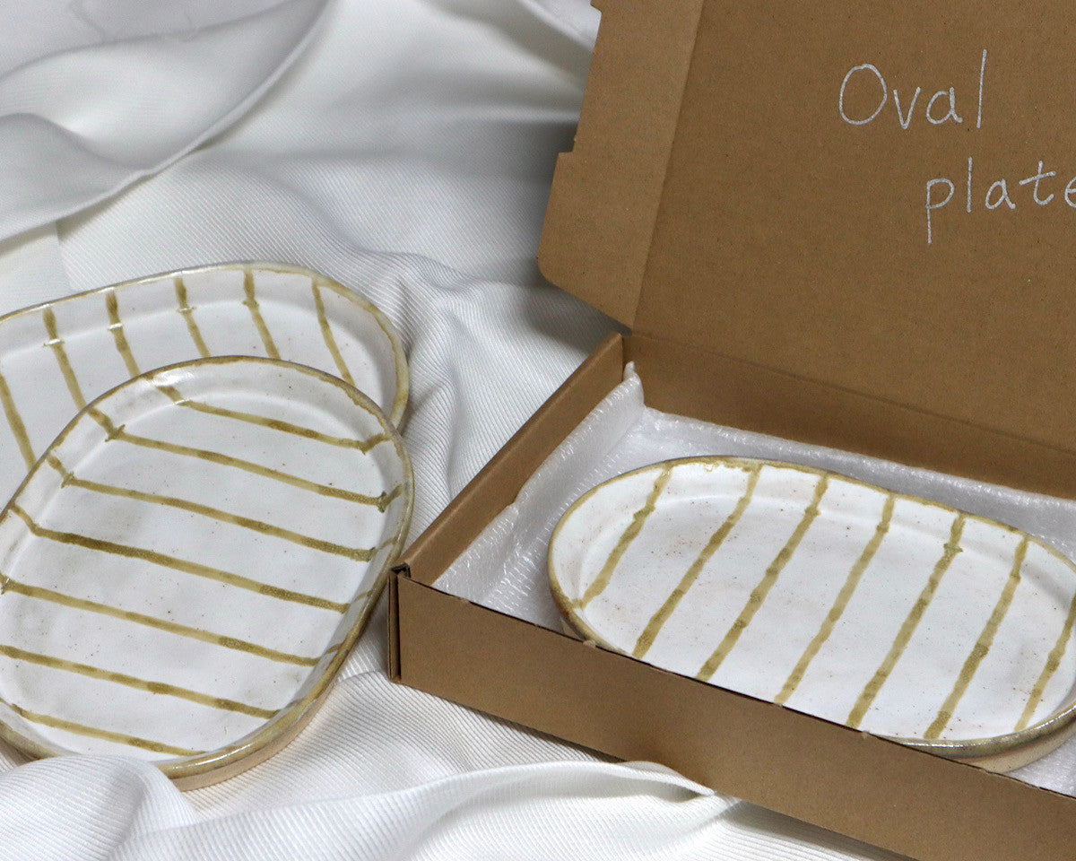 Stripe Ovalplate - HOIOH 서지은 - CAVA LIFE