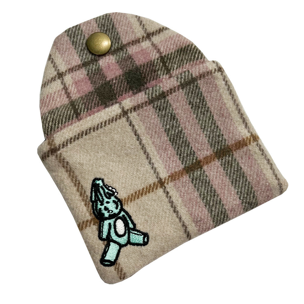 무기력 토끼의 겨울나기 카드지갑 체크 - Whimsy Mind 윔지마인드 - CAVA LIFE