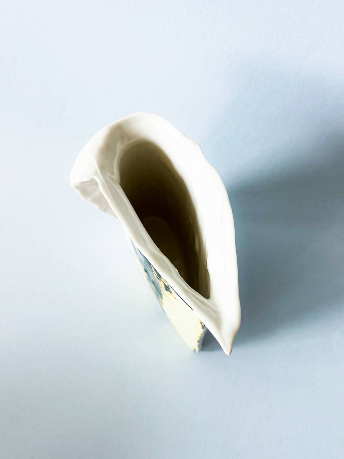 Edge Vase Artist Edition - Sera Oh No.1