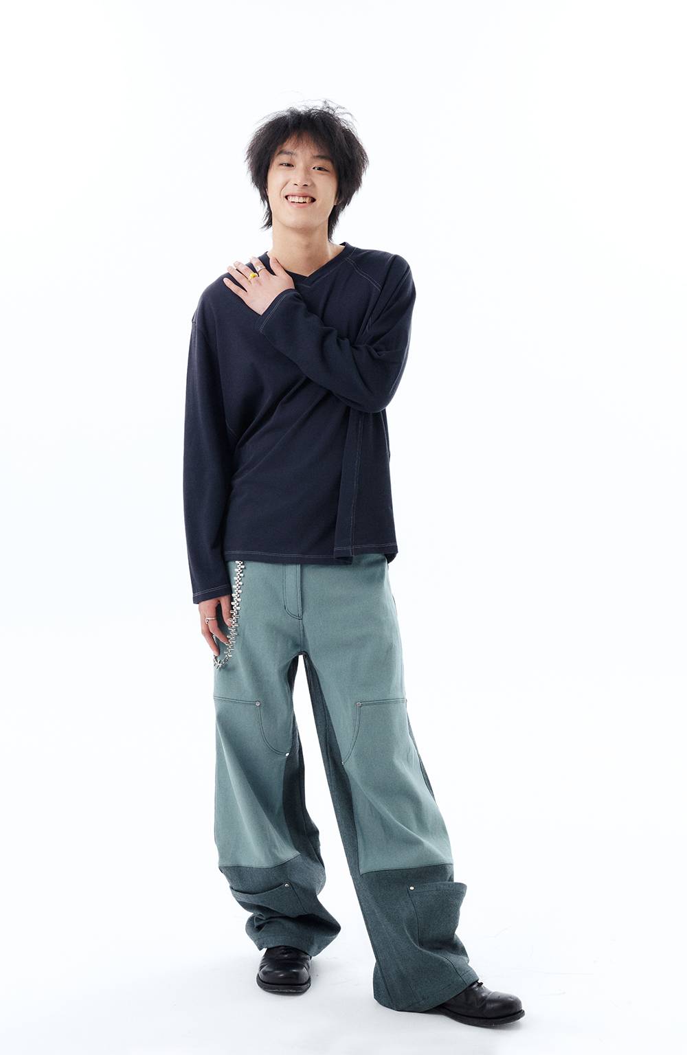 V NECK PIQUE RAGLAN TEE / NAVY