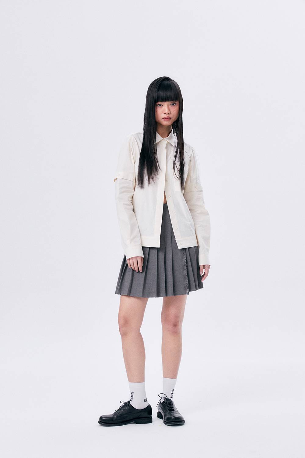 SHORT PLEATED WRAP SKIRT 2 / GRAY - HALOMINIUM  할로미늄 - CAVA LIFE