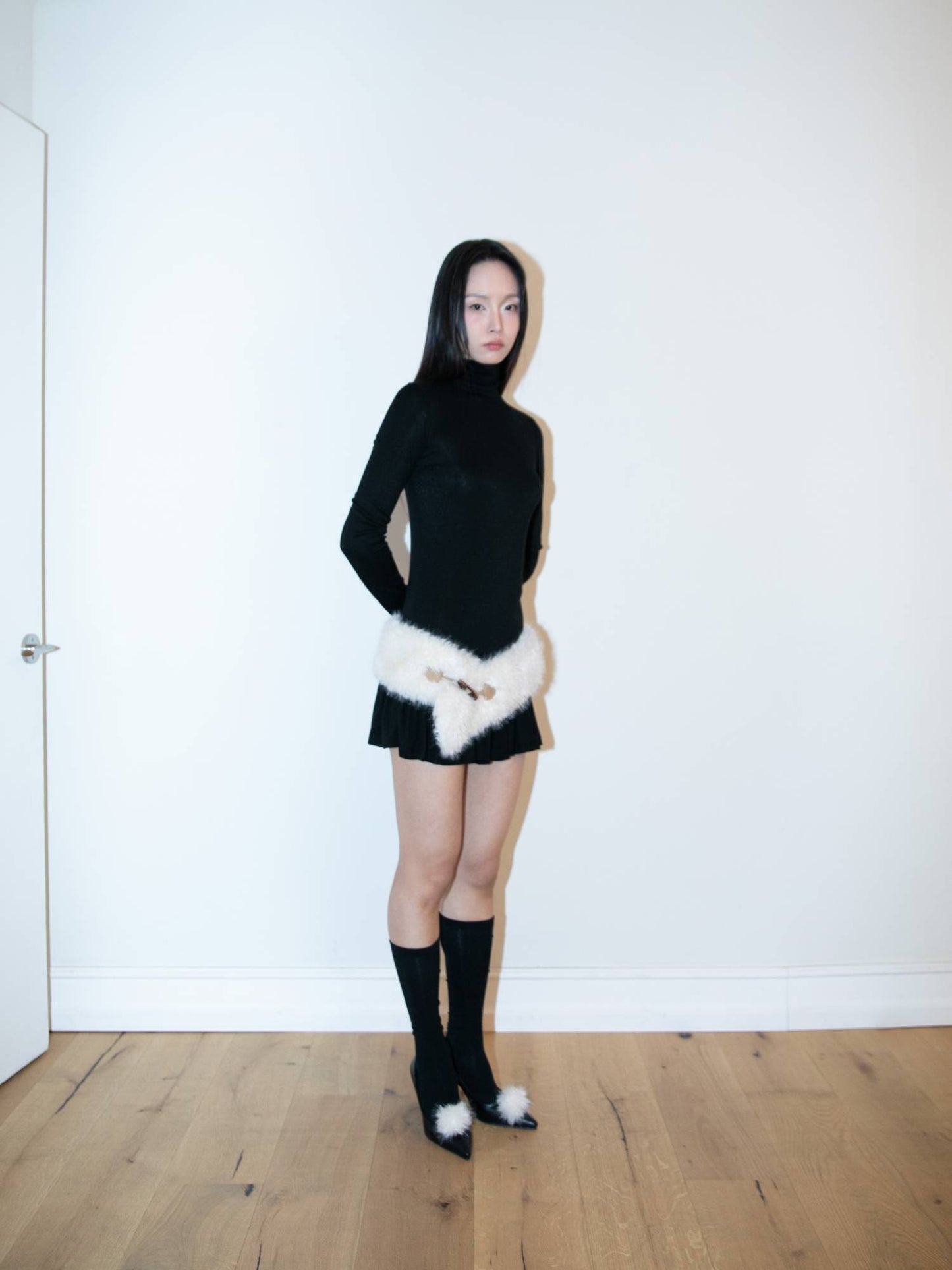 TOGGLE FUR BELT (IVORY)