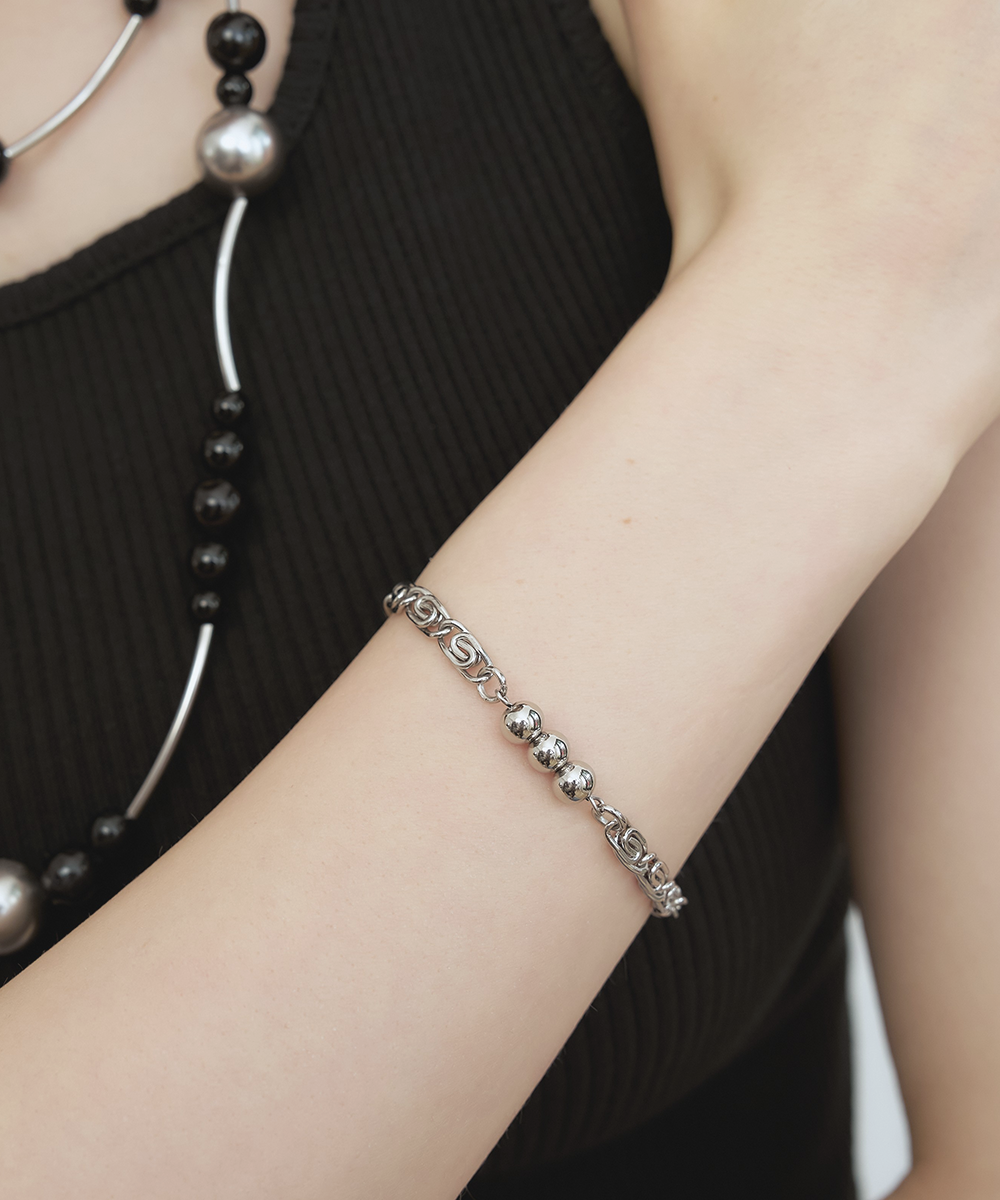 THREE BALL BRACELET