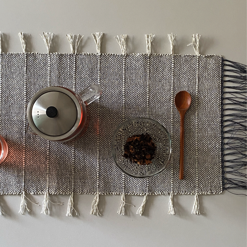Soft Dawn Tea Mat