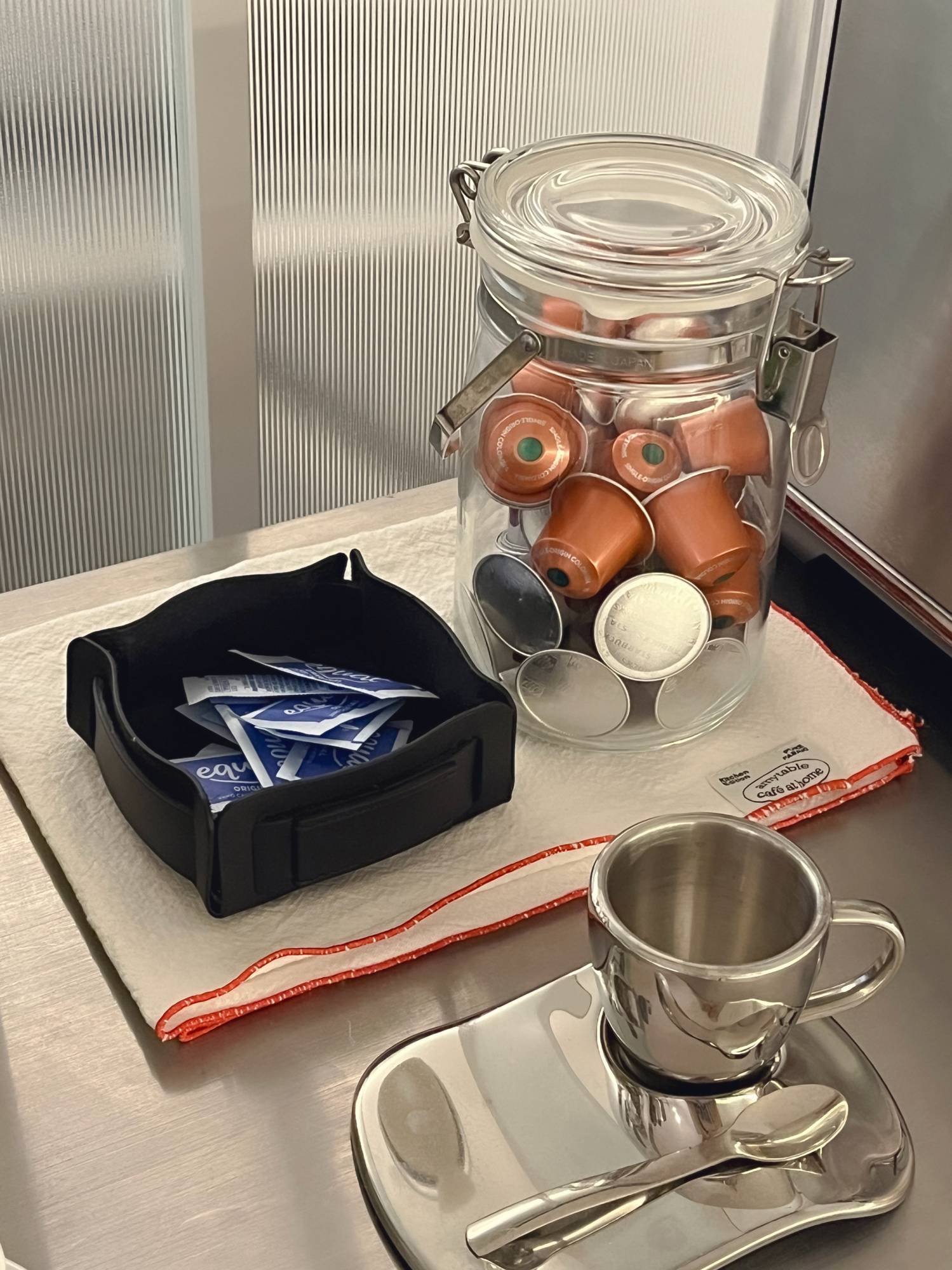 TRAY 143 MICRO (BROWN)