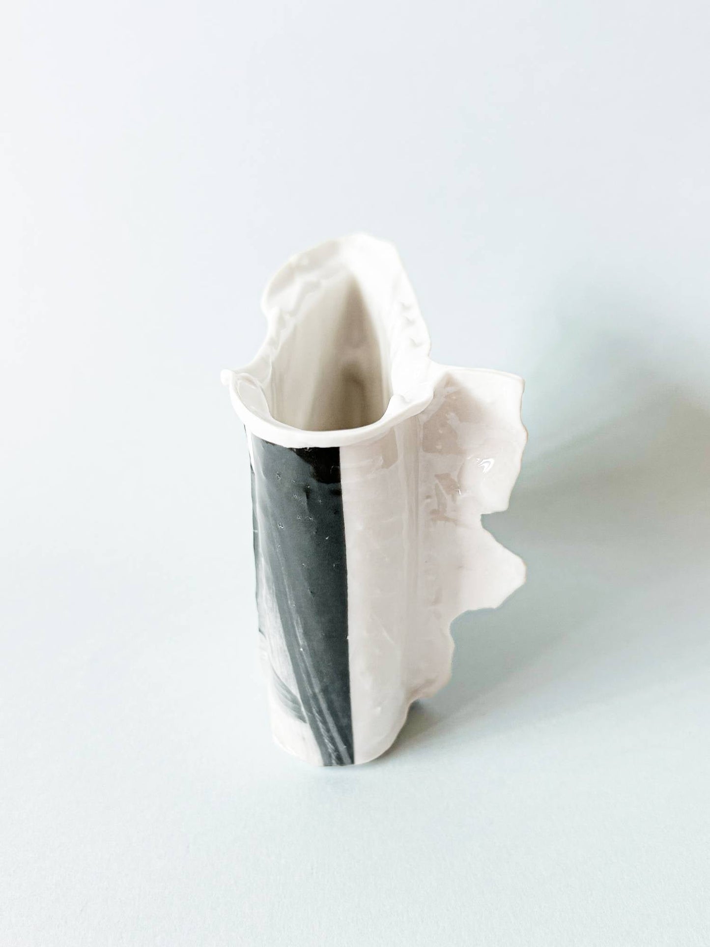 Edge Vase Artist Edition - HAHYERI No.3