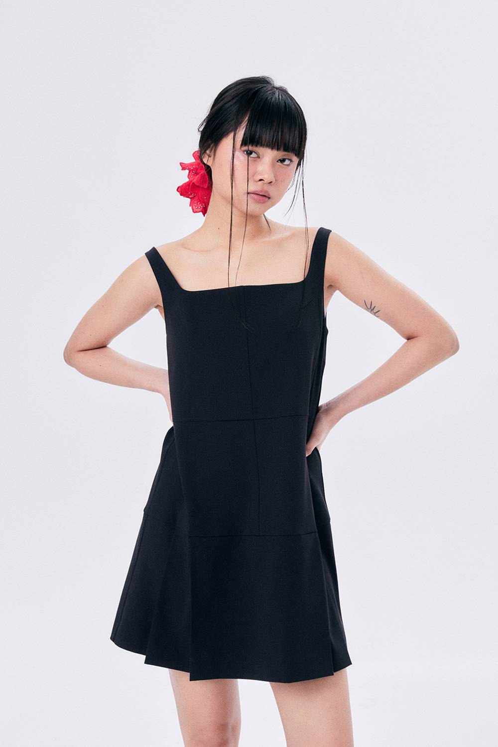 MINI SCHOOL DRESS / NAVY - HALOMINIUM  할로미늄 - CAVA LIFE