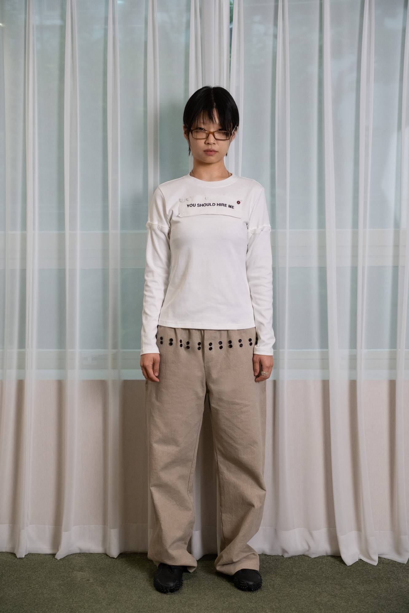 "HIRE ME" CONVERTIBLE  LONG SLEEVE (WHITE)