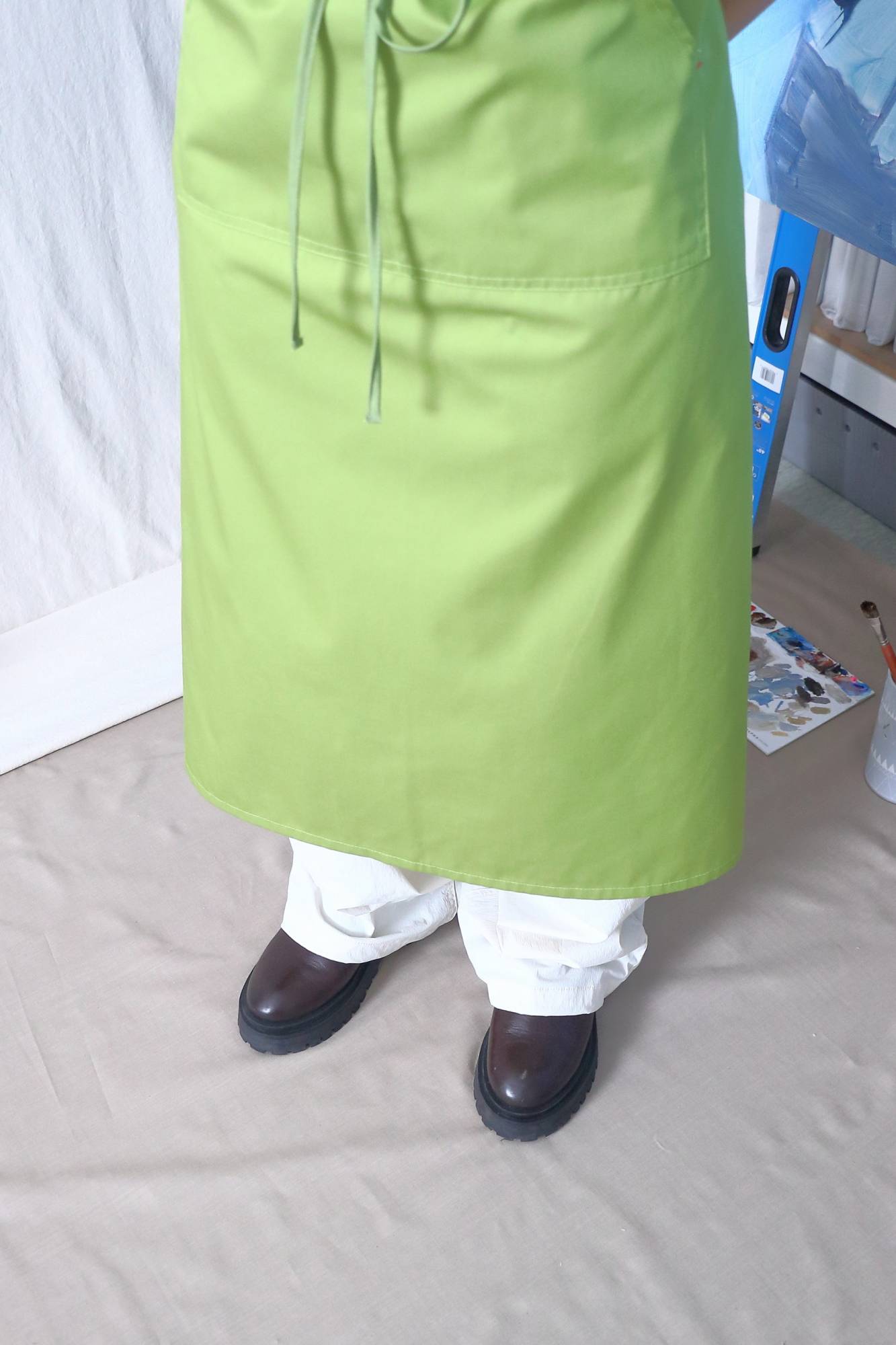 Basic Apron H in Lime