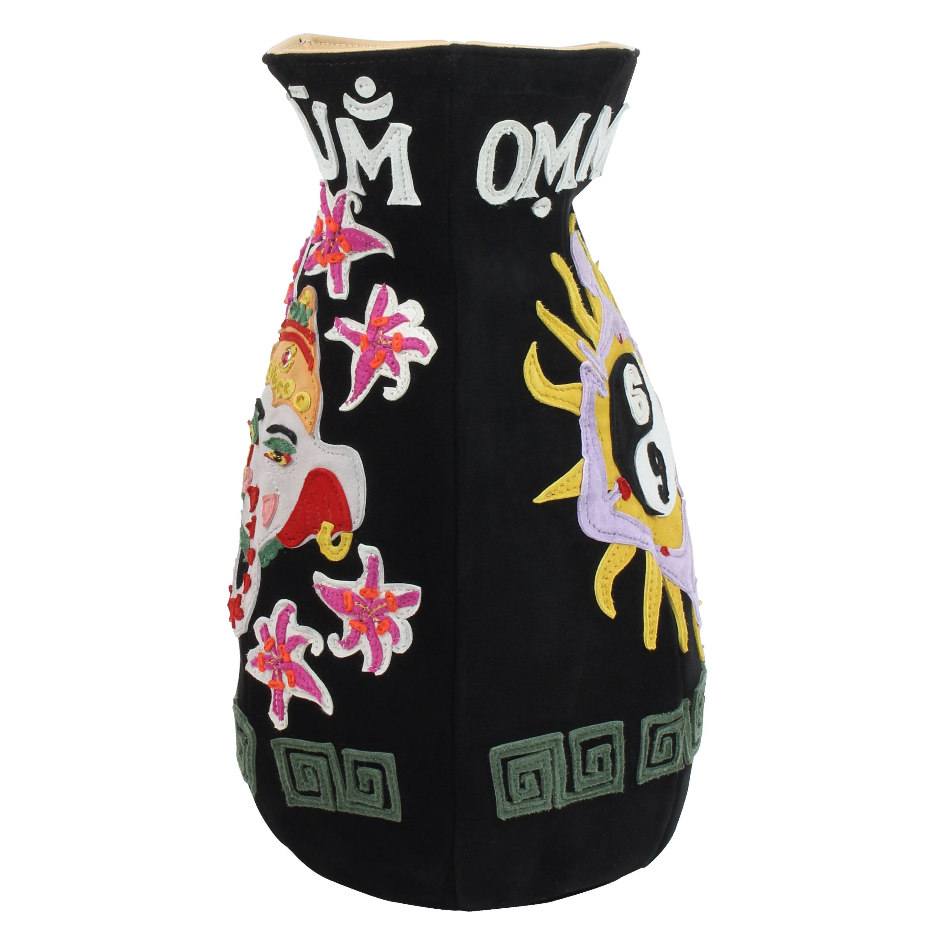OM MANI PADME HUM : Vase warmer (Limited edition)