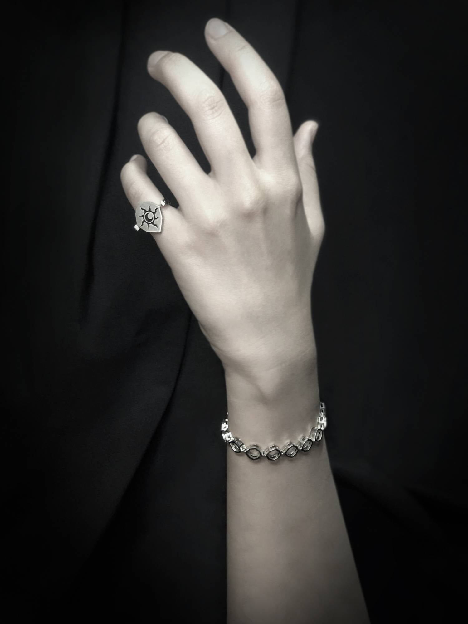 하토르 체인 팔찌