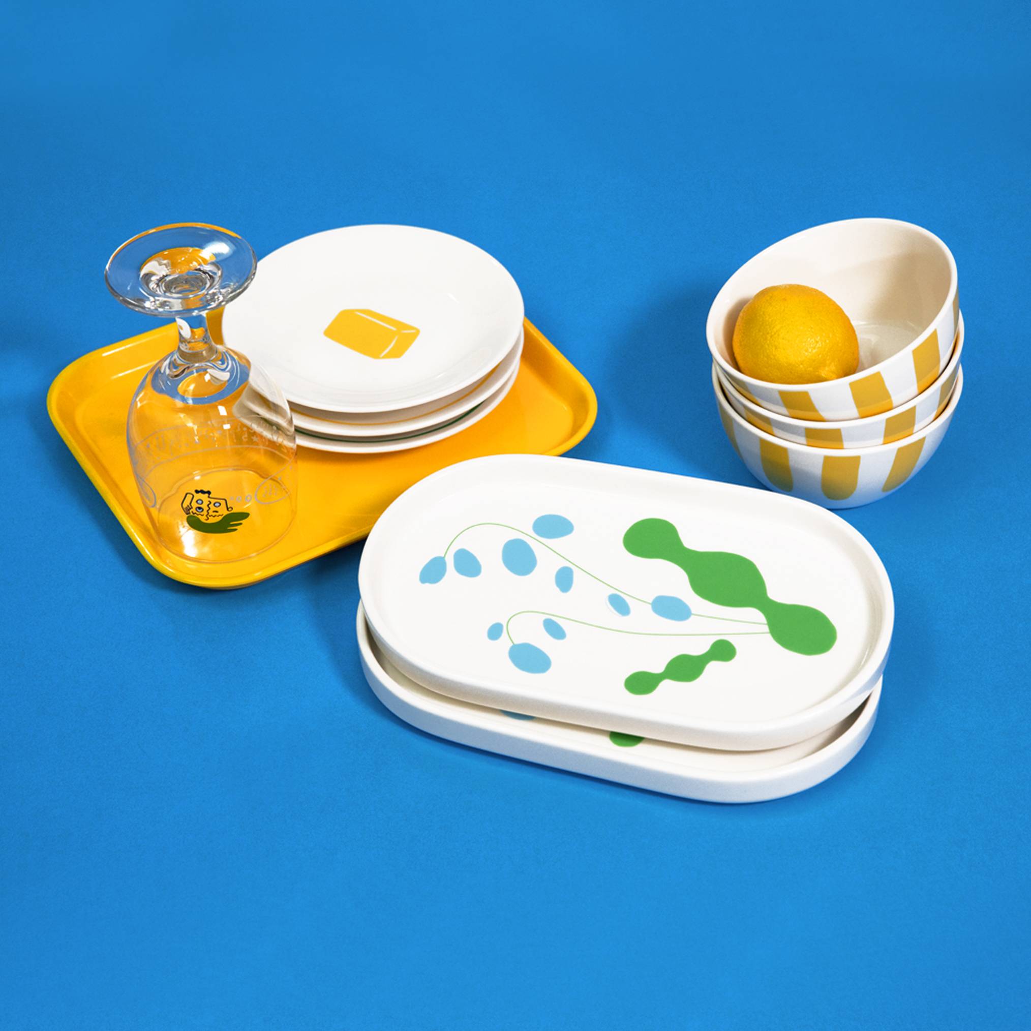 스카이 블루 플라워 오발 플레이트