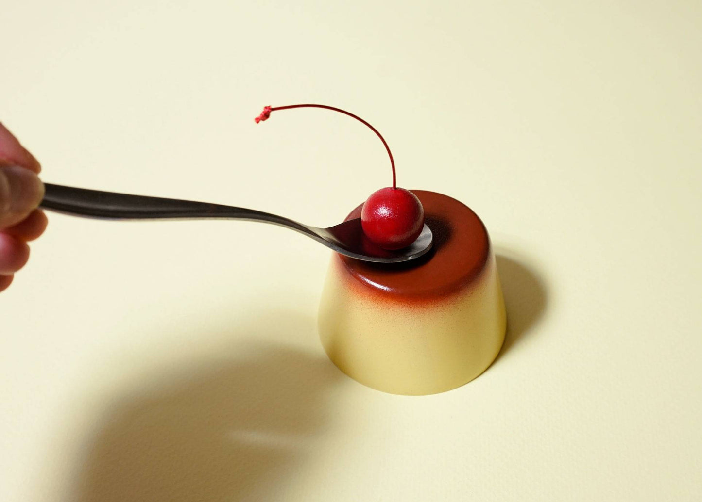 Custard Pudding 펜스탠드