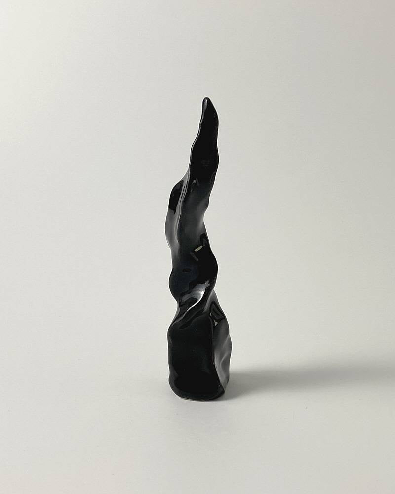 일각수의 뿔 (Twisted Black) - khoikos 코이코스 - CAVA LIFE