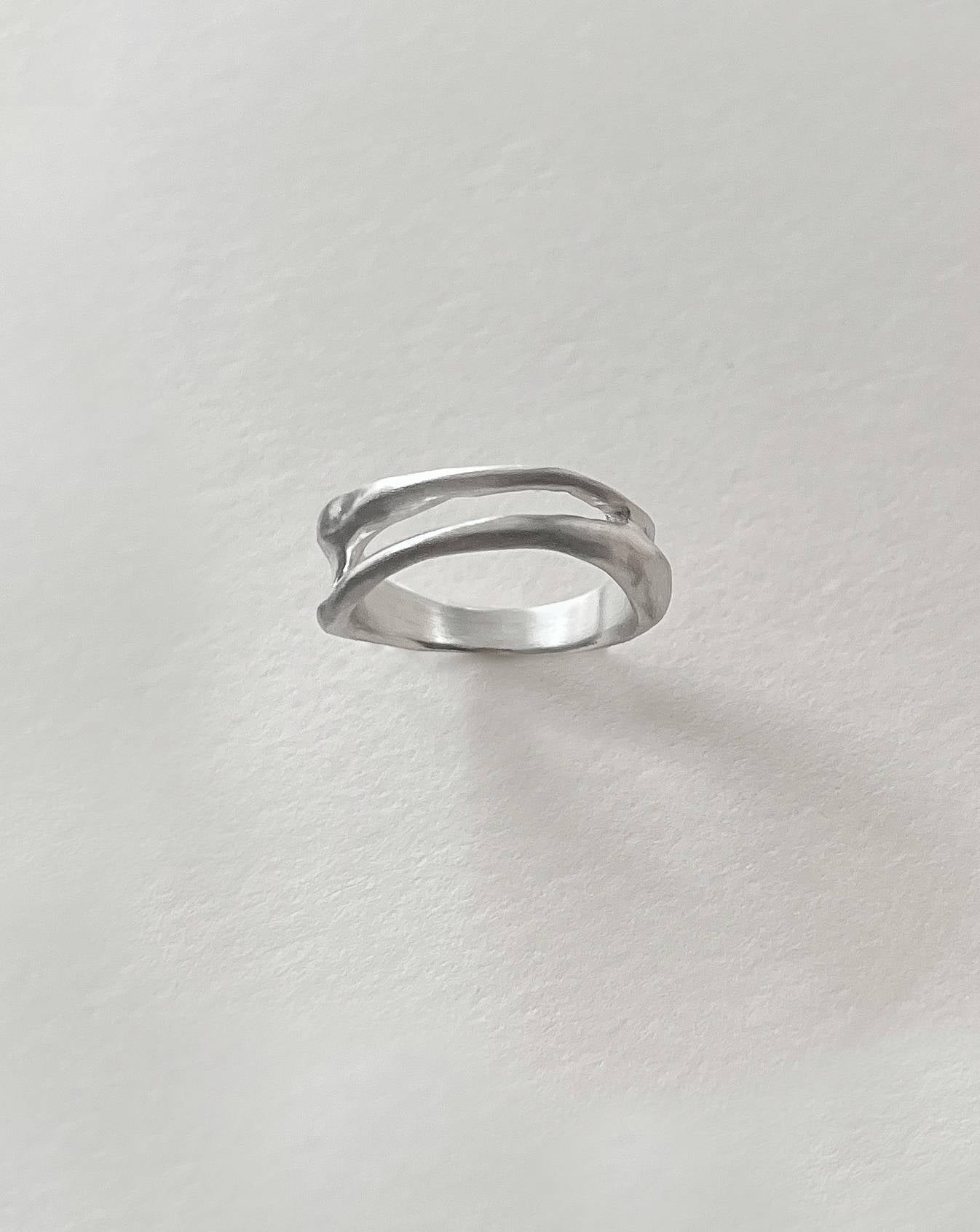 haett's signature ring