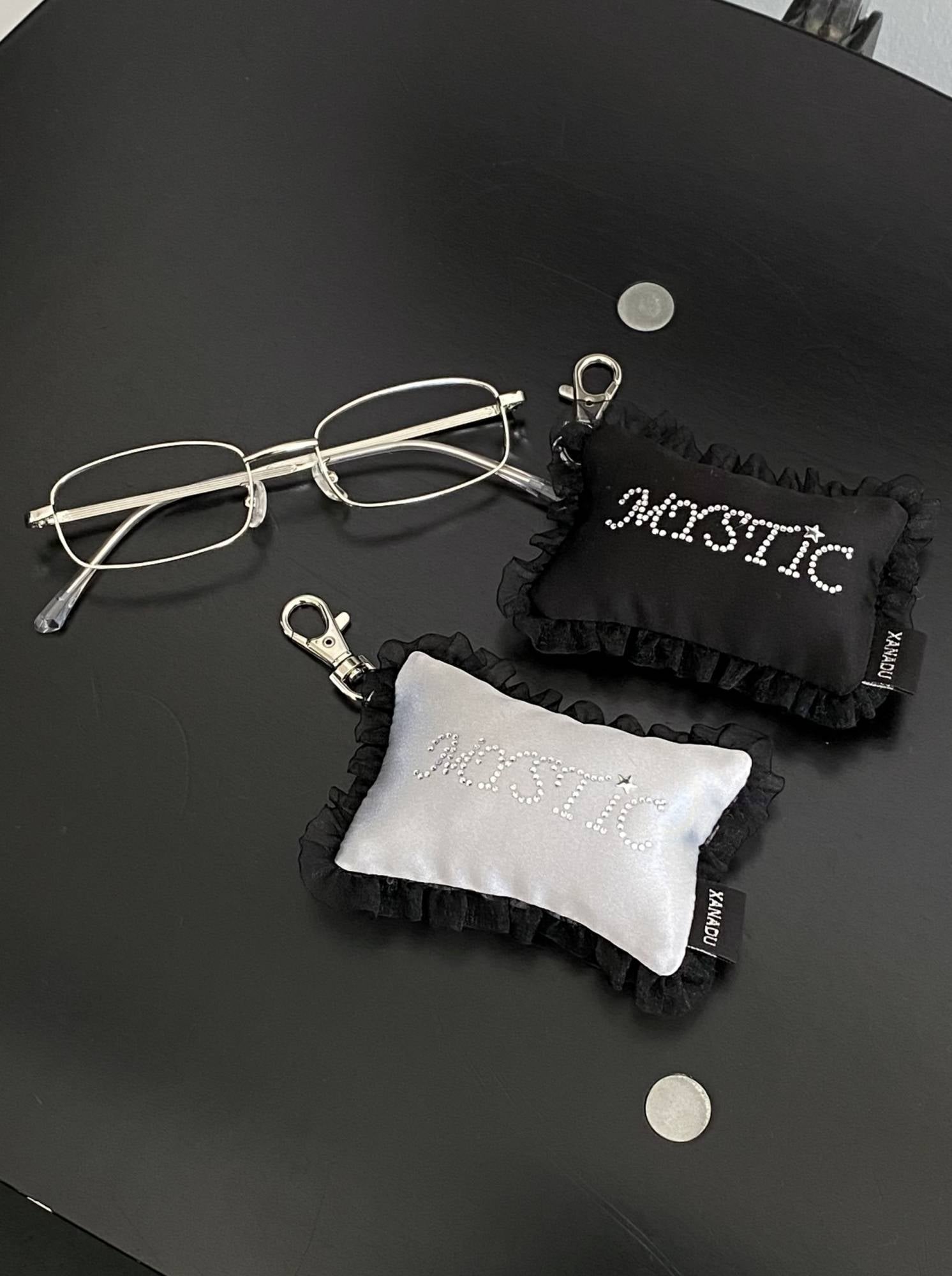 MYSTIC CUSHION KEYRING_SILVER