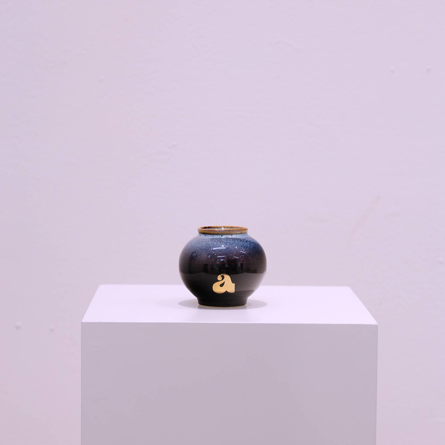 SAI 006 무너지는 하늘 달항아리  7cm