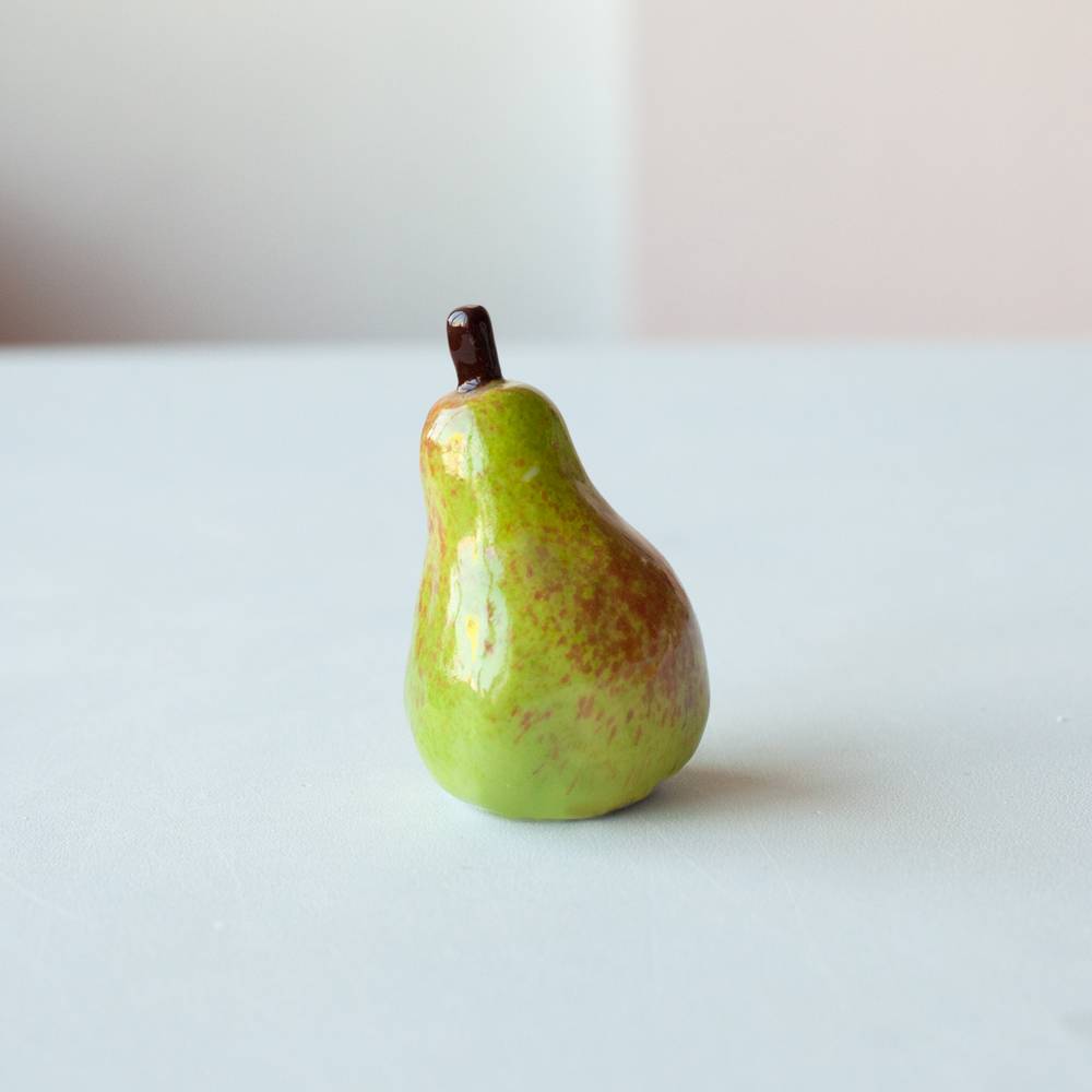 GLOSSY PEAR INCENSE HOLDER - pearshrimpceramic 페어쉬림프세라믹 - CAVA LIFE