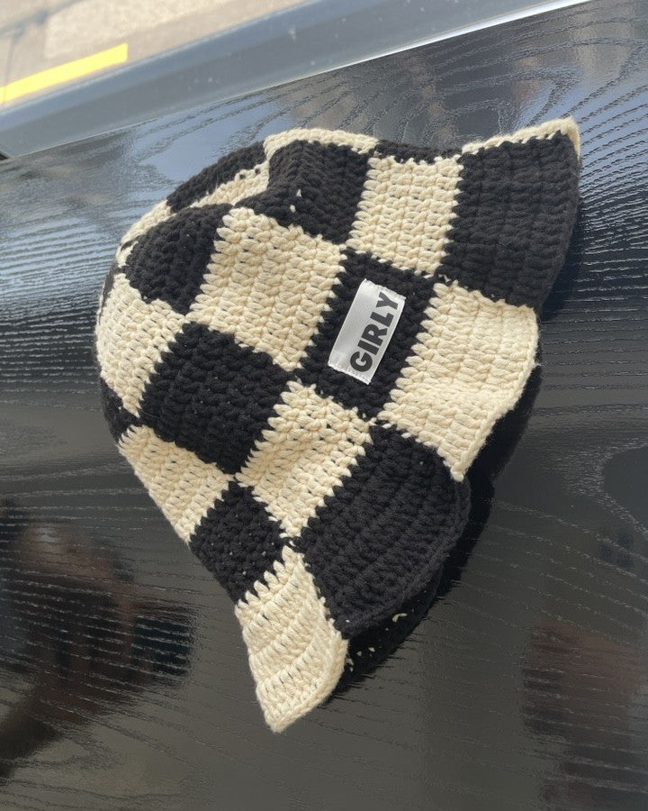 흑과 백 - Choi jung hwa/ GIRLY 최정화/ 걸리 - CAVA LIFE