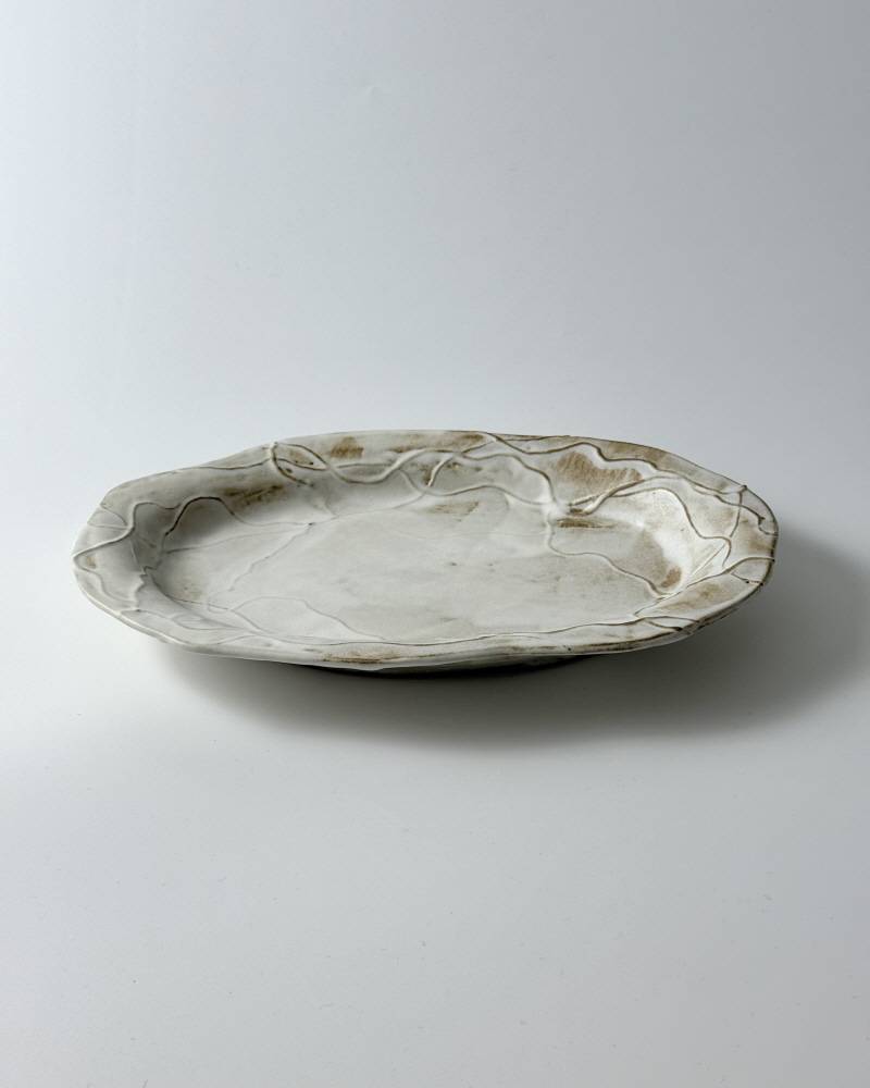 Vine dish matt smoked white oval