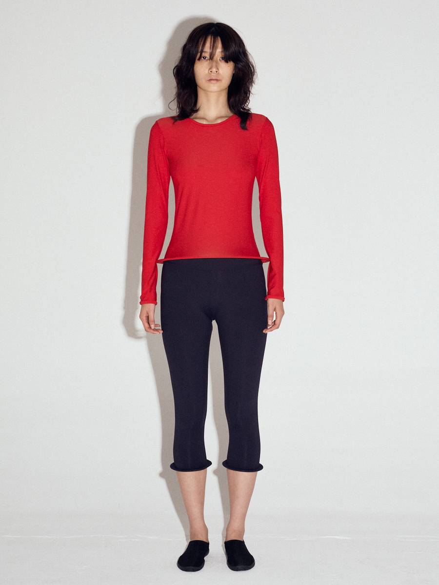 Wired hem basic top in Red