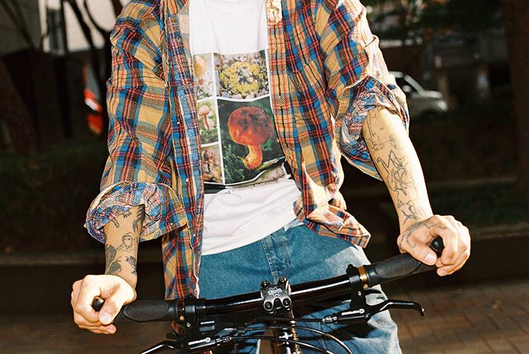 이윤호 '한국의 버섯' T-SHIRT