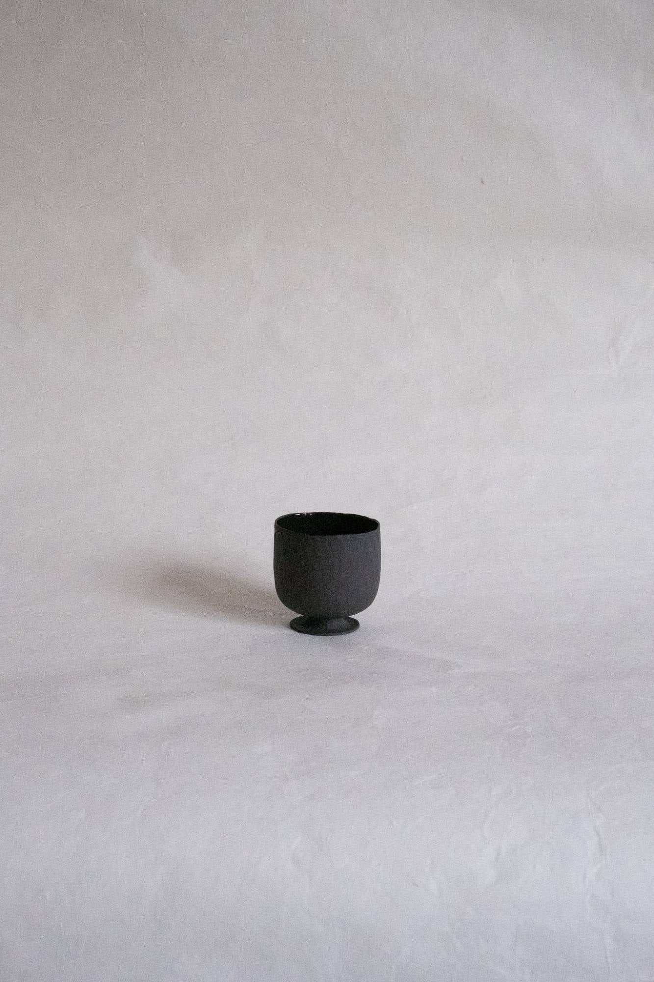 black mini cup - Jinsun Lee 이진선 - CAVA LIFE