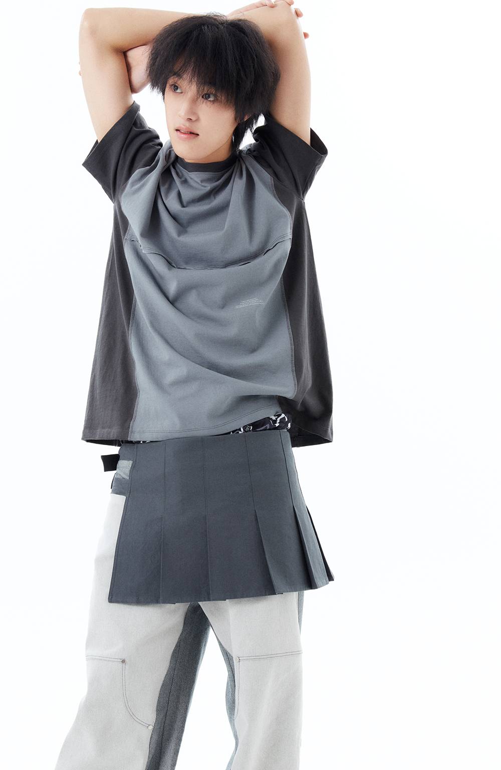 MICRO BUCKLE SKIRT / GRAY