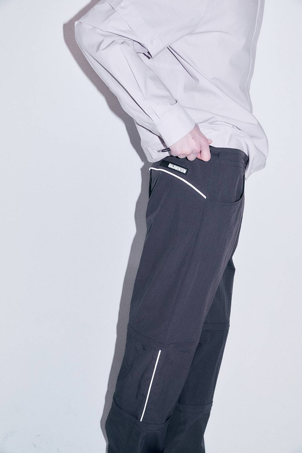 REFLECTED 3 PARTS PANTS / DARK GRAY - HALOMINIUM  할로미늄 - CAVA LIFE