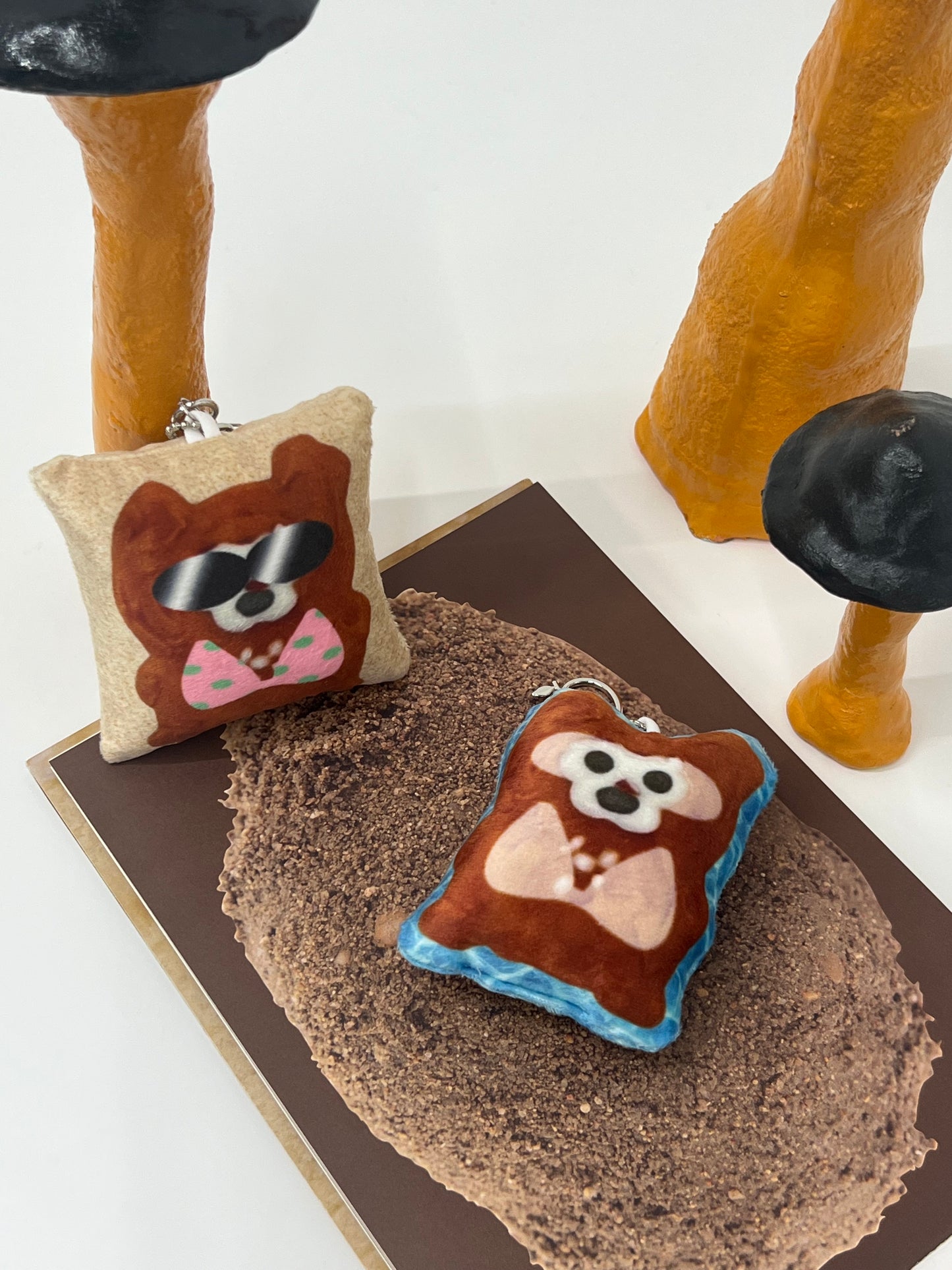 OIB² 썸머캠프 비포 선텐 비키니 앗쿠 키링