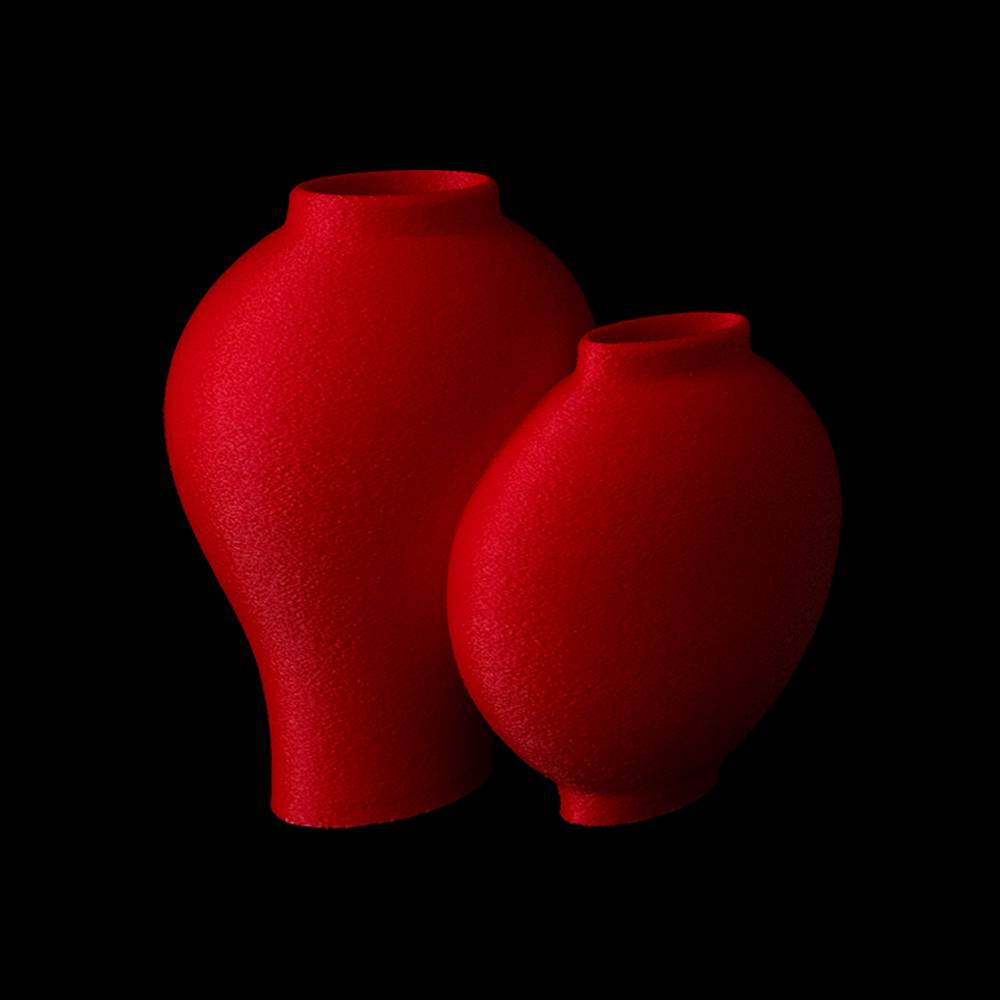 겹쳐진 작은 매병과 달항아리_레드