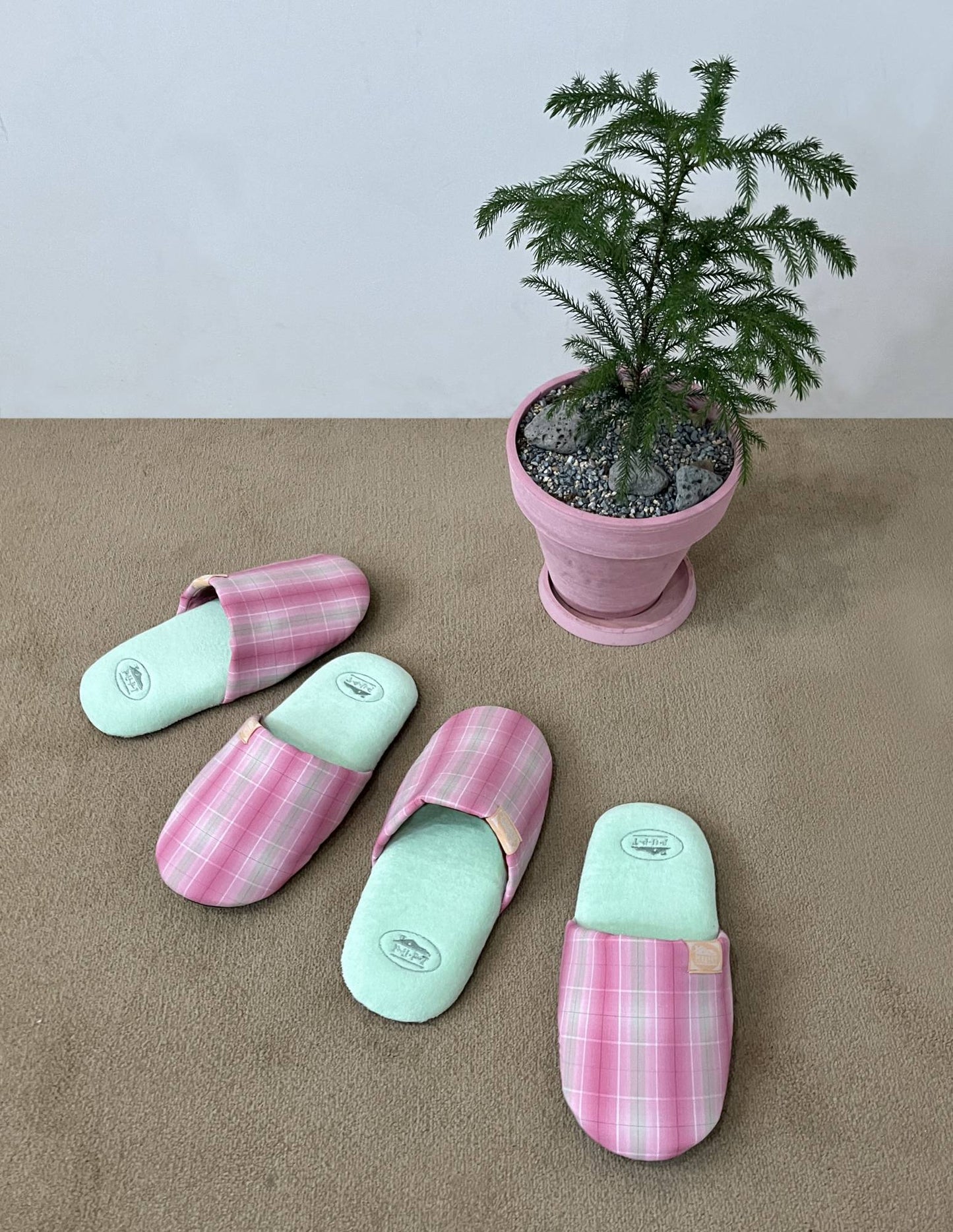 Cutie Check Room Shoes (Pink check + mint) M size (220-250)