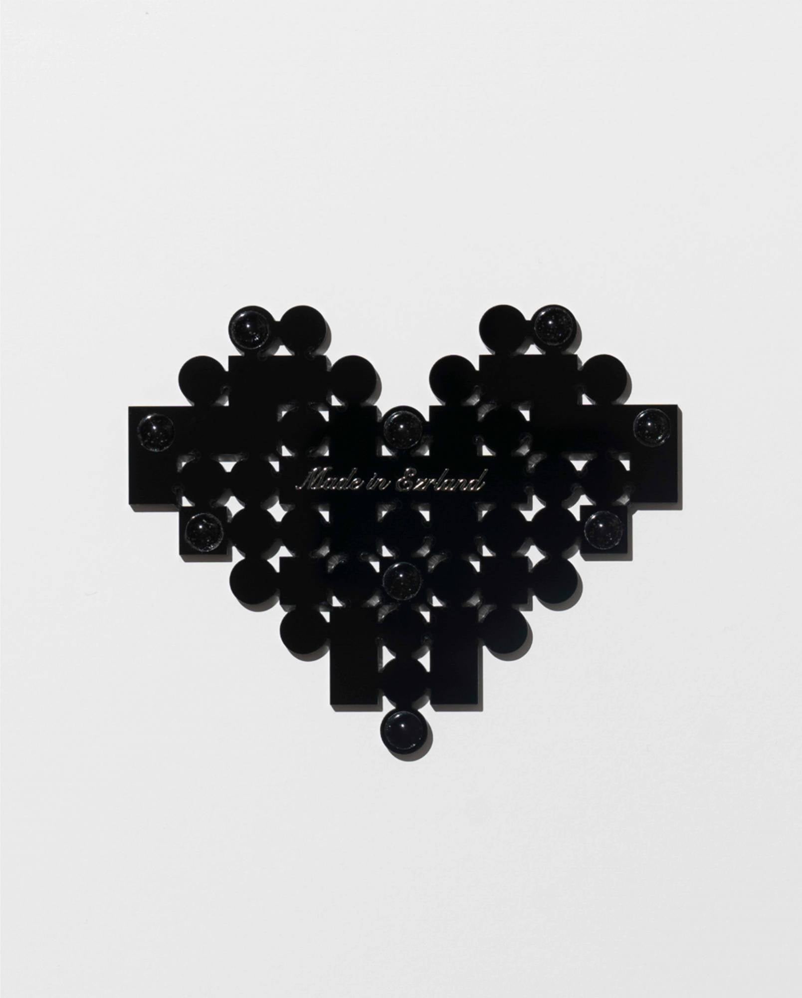 BLACK HEART COASTER - E-ZR 그룹 이지알 - CAVA LIFE