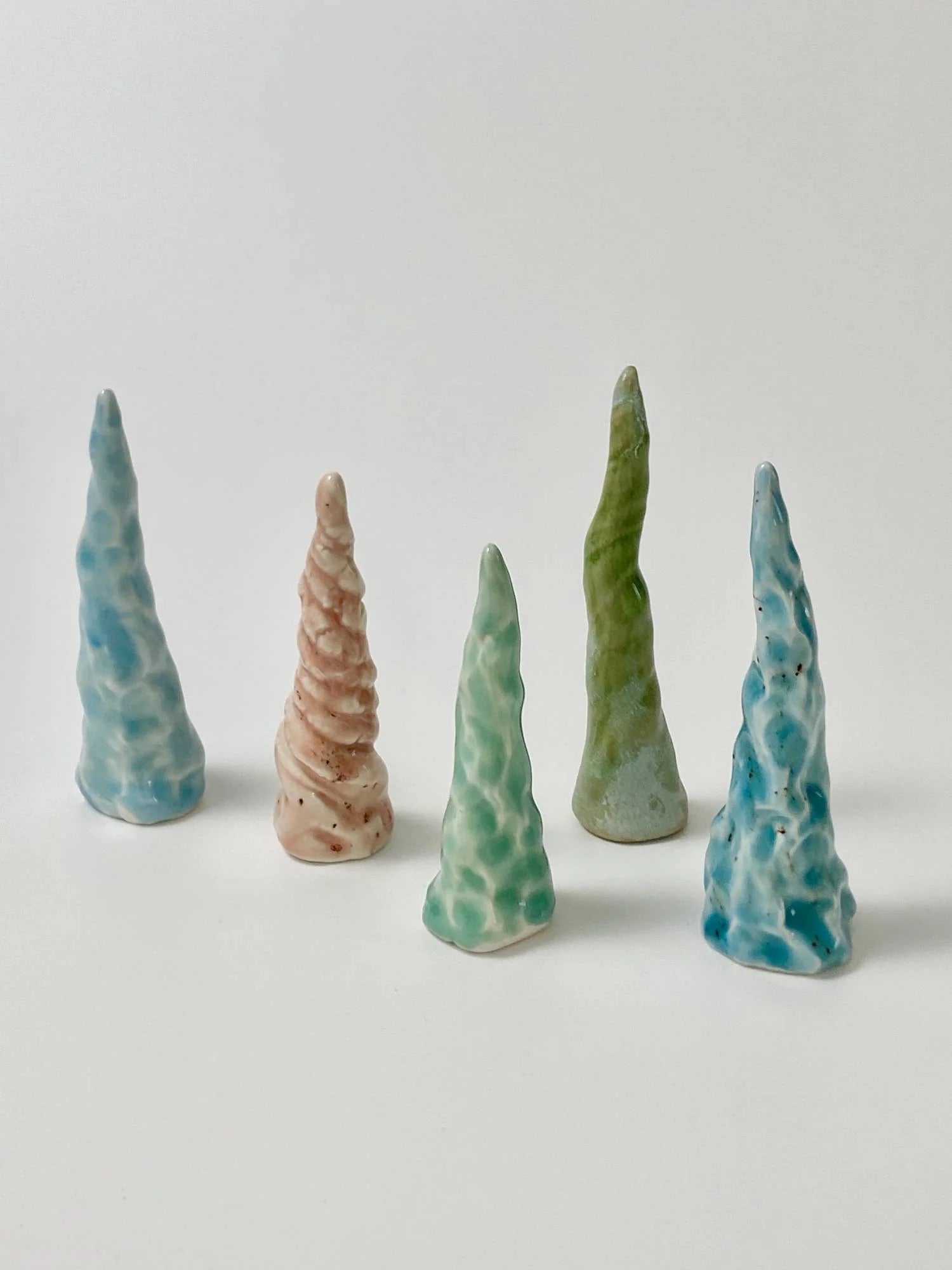 Horn of Unicorn - Pink & dot