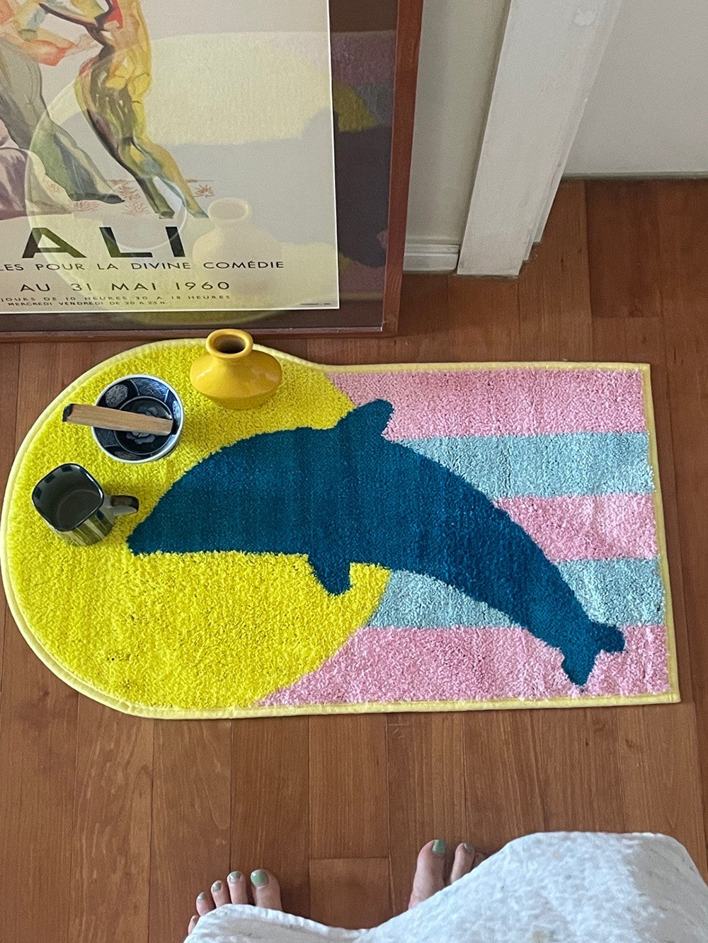 돌고래와 노랑 태양 - Blue Hour 블루아워 - CAVA LIFE