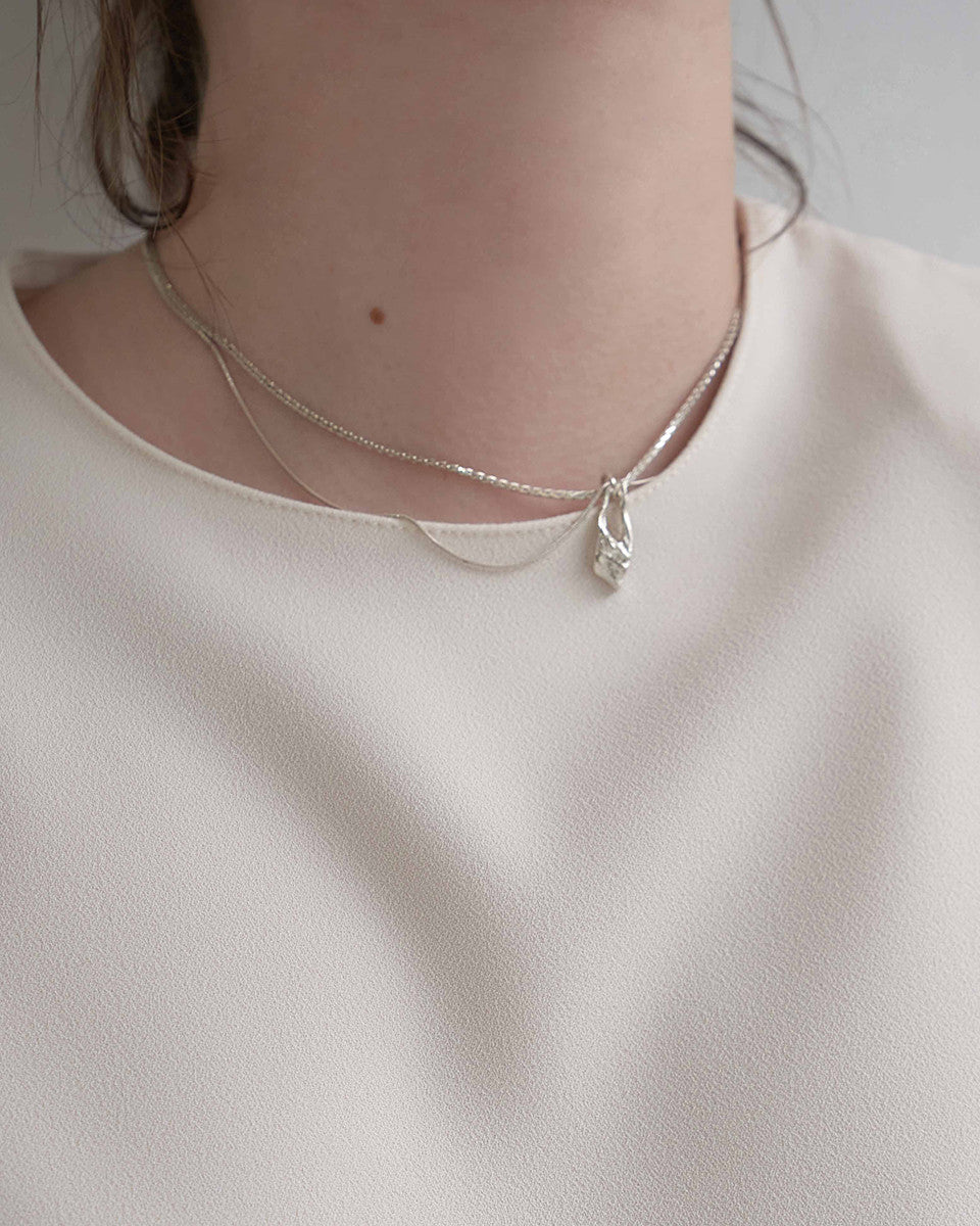 타이니 그로토 레이어드 네크리스 - SENSE OPTIC 센스옵틱 - CAVA LIFE