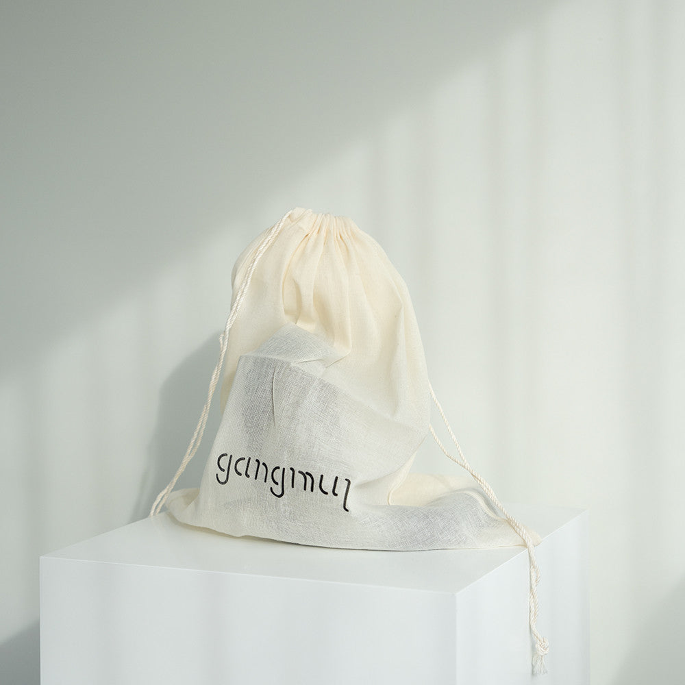 [xRuth.] warm worm 01 - black - Object Gangmul 오브젝트 강물 - CAVA LIFE