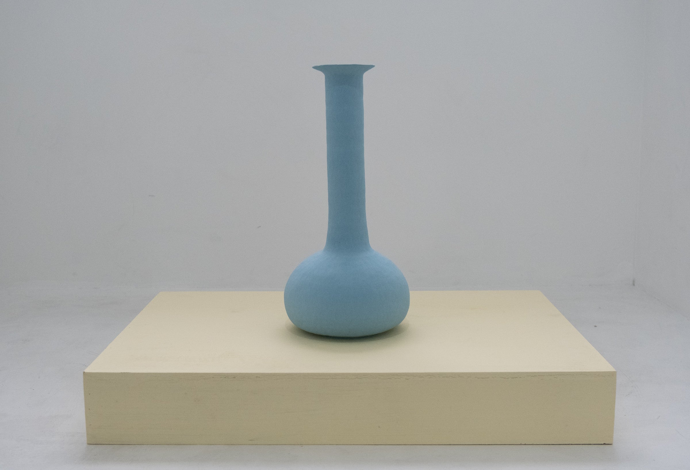 짙은 물빛 화병 - Jinsun Lee 이진선 - CAVA LIFE