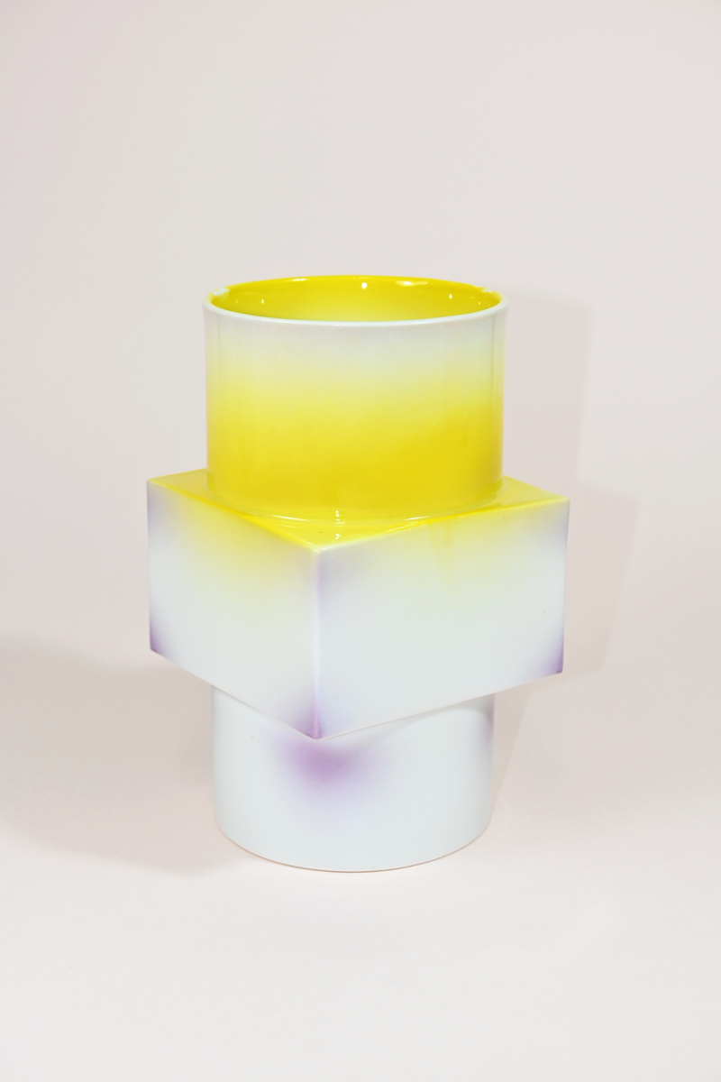 New Vase CSC Yellow&Purple - Exactly what I want 이그젝틀리 왓 아이 원트 - CAVA LIFE