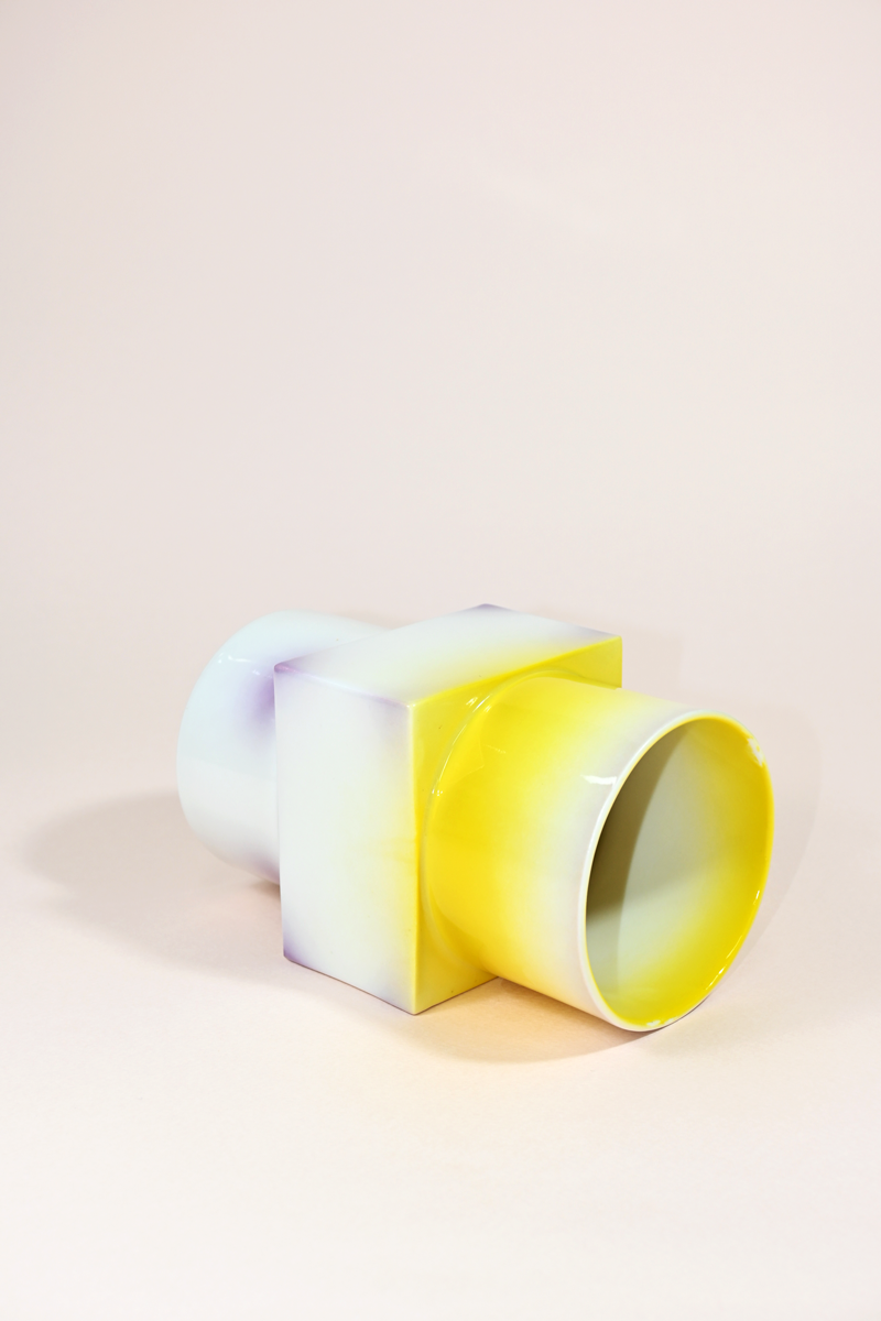 New Vase CSC Yellow&Purple - Exactly what I want 이그젝틀리 왓 아이 원트 - CAVA LIFE