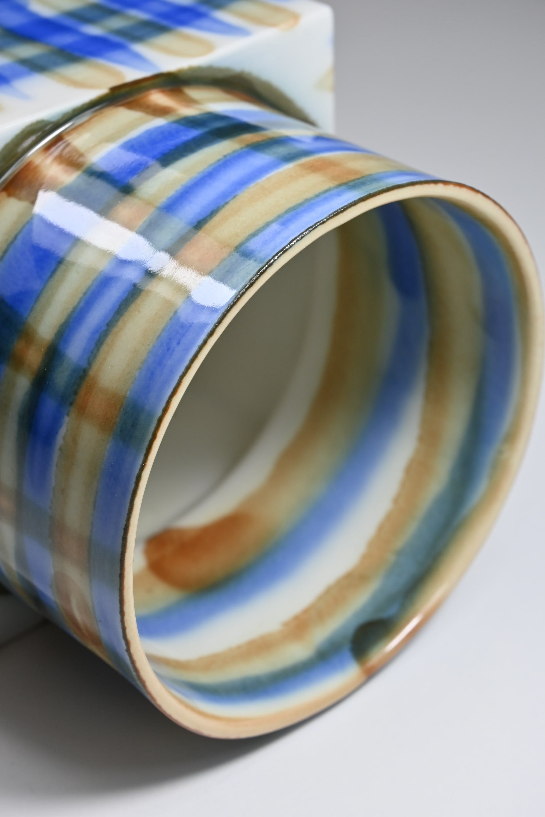 뉴베이스 C&S Blue Brown - Exactly what I want 이그젝틀리 왓 아이 원트 - CAVA LIFE